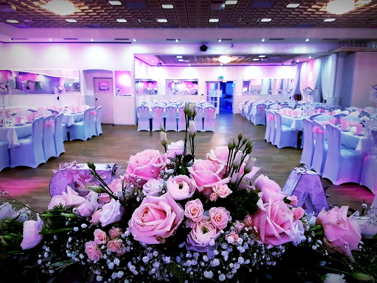 GRAND ROYAL Event & Wedding Hall