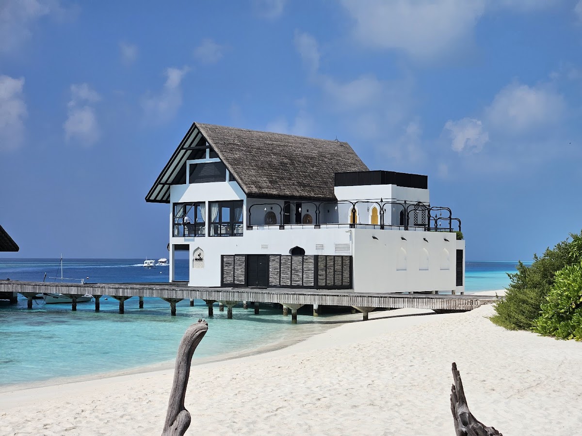Four Seasons Resort Maldives at Landaa Giraavaru