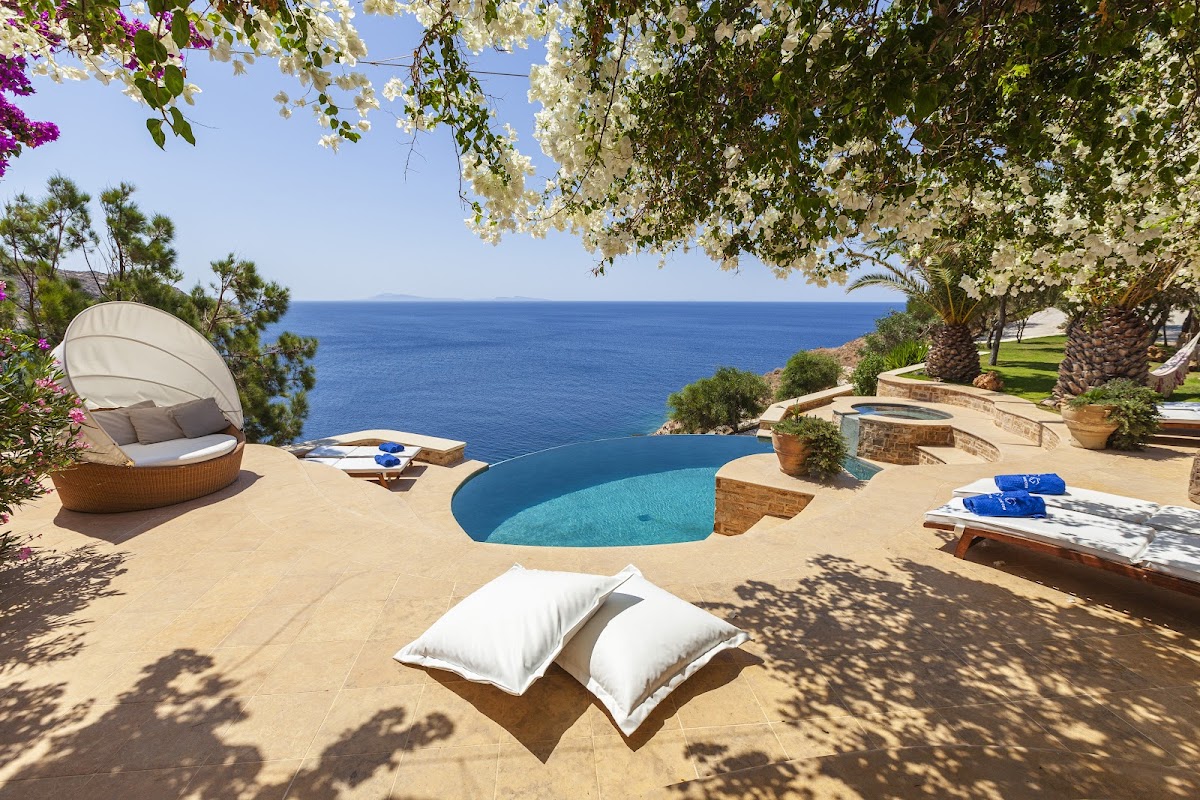 Cycladic Gem Luxury Villa