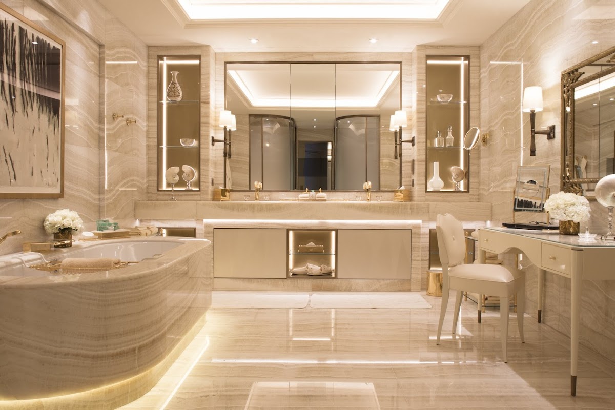 Four Seasons Hotel George V, Paris