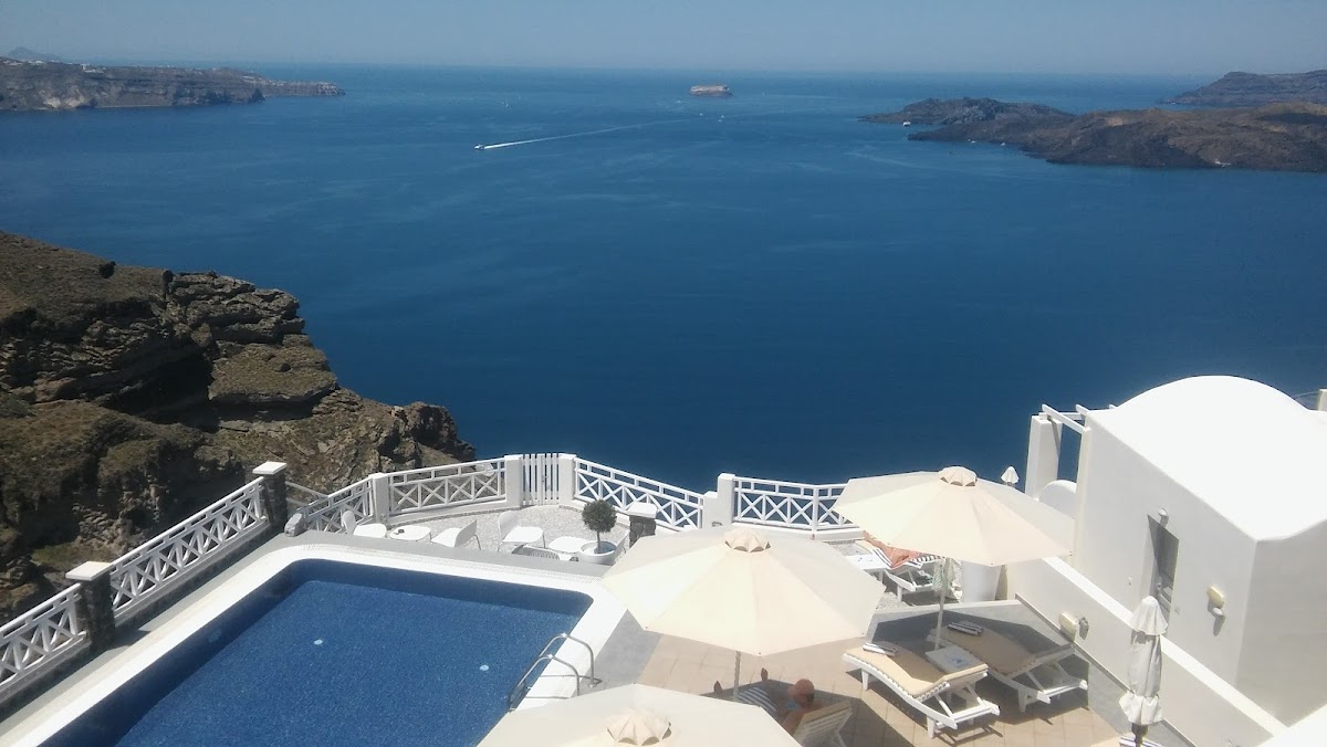 Le Ciel Santorini