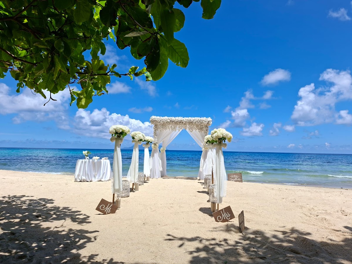 Dream Weddings & Honeymoons Seychelles by MARCO PROSS
