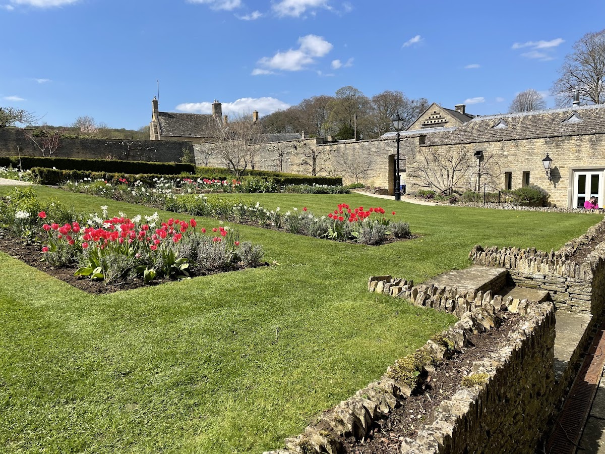 Lords Of The Manor Hotel