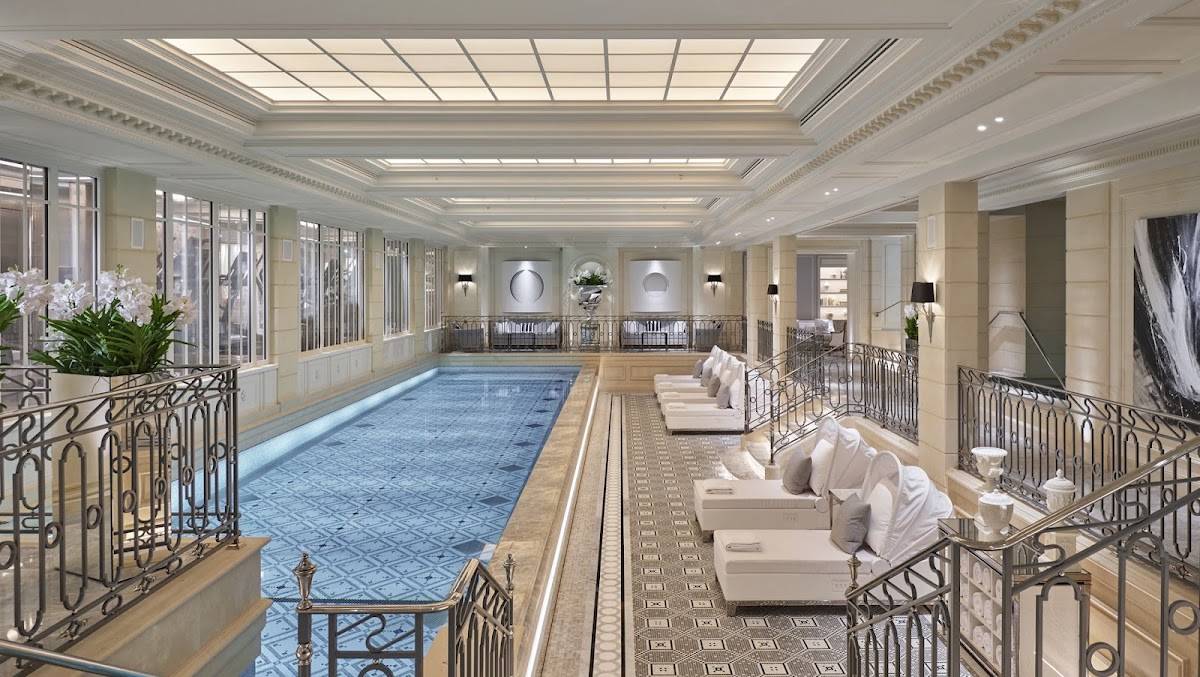 Four Seasons Hotel George V, Paris