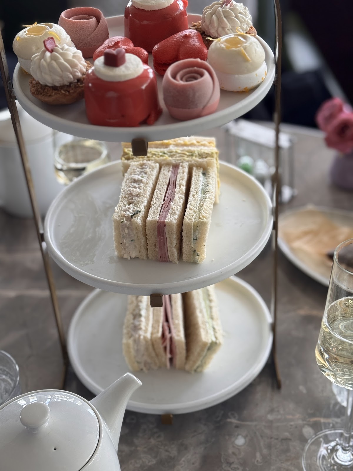 Rundle Bar at Fairmont Banff Springs