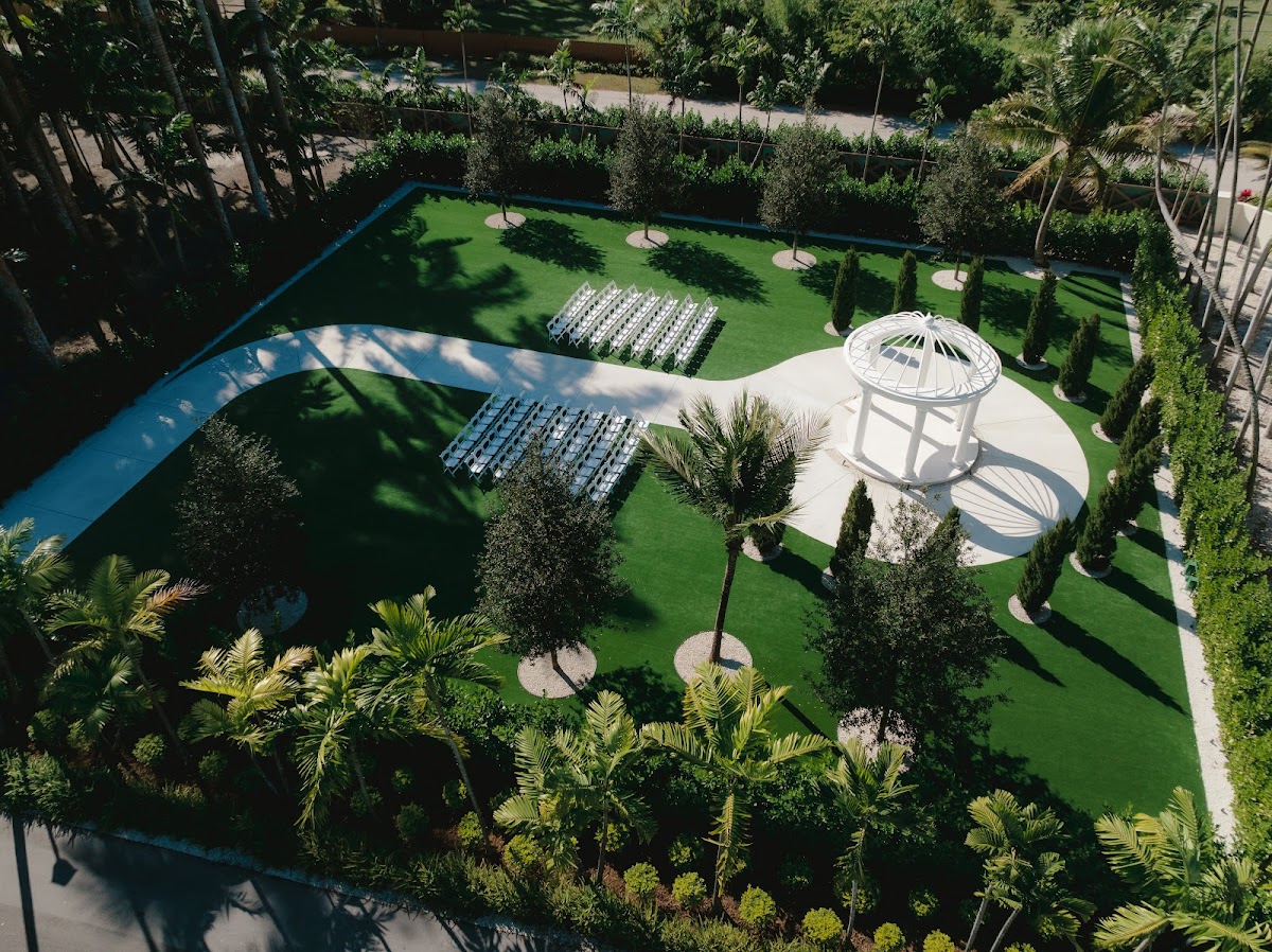 Gran Paraiso Gardens