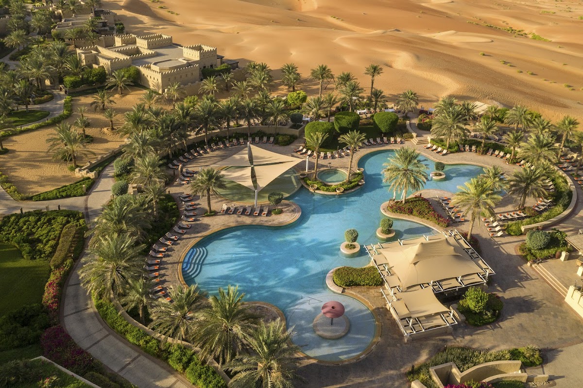 Qasr Al Sarab Desert Resort by Anantara