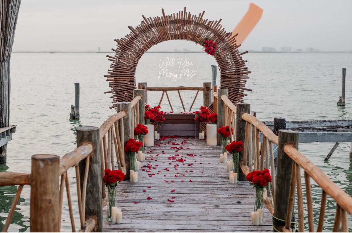 SOPHIA MIA Lagoon Deck - Venue for Weddings