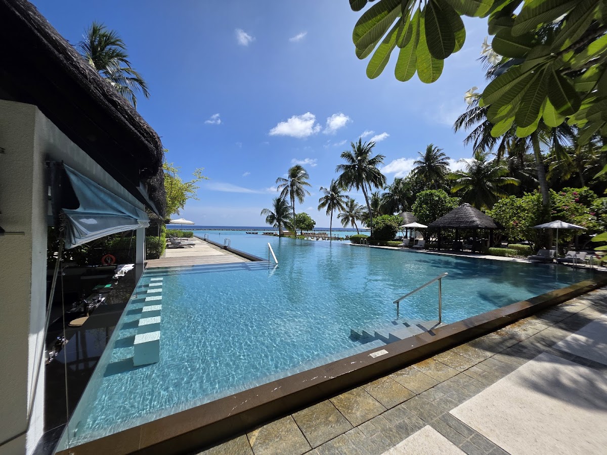 Four Seasons Resort Maldives at Landaa Giraavaru
