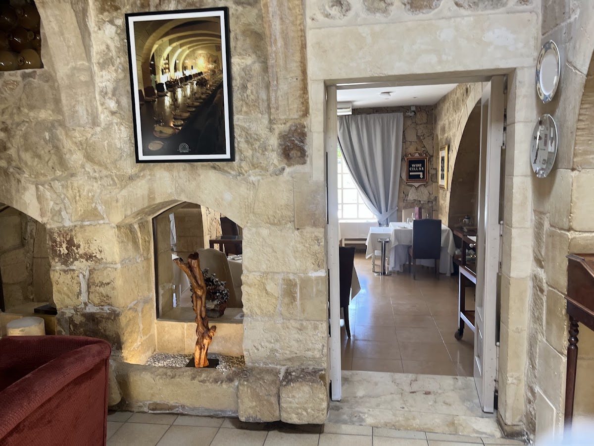 Ta' Frenċ Restaurant