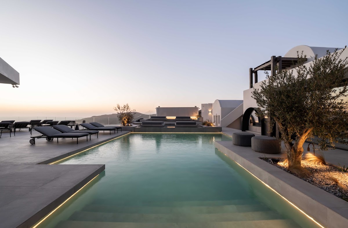 Rocabella Santorini